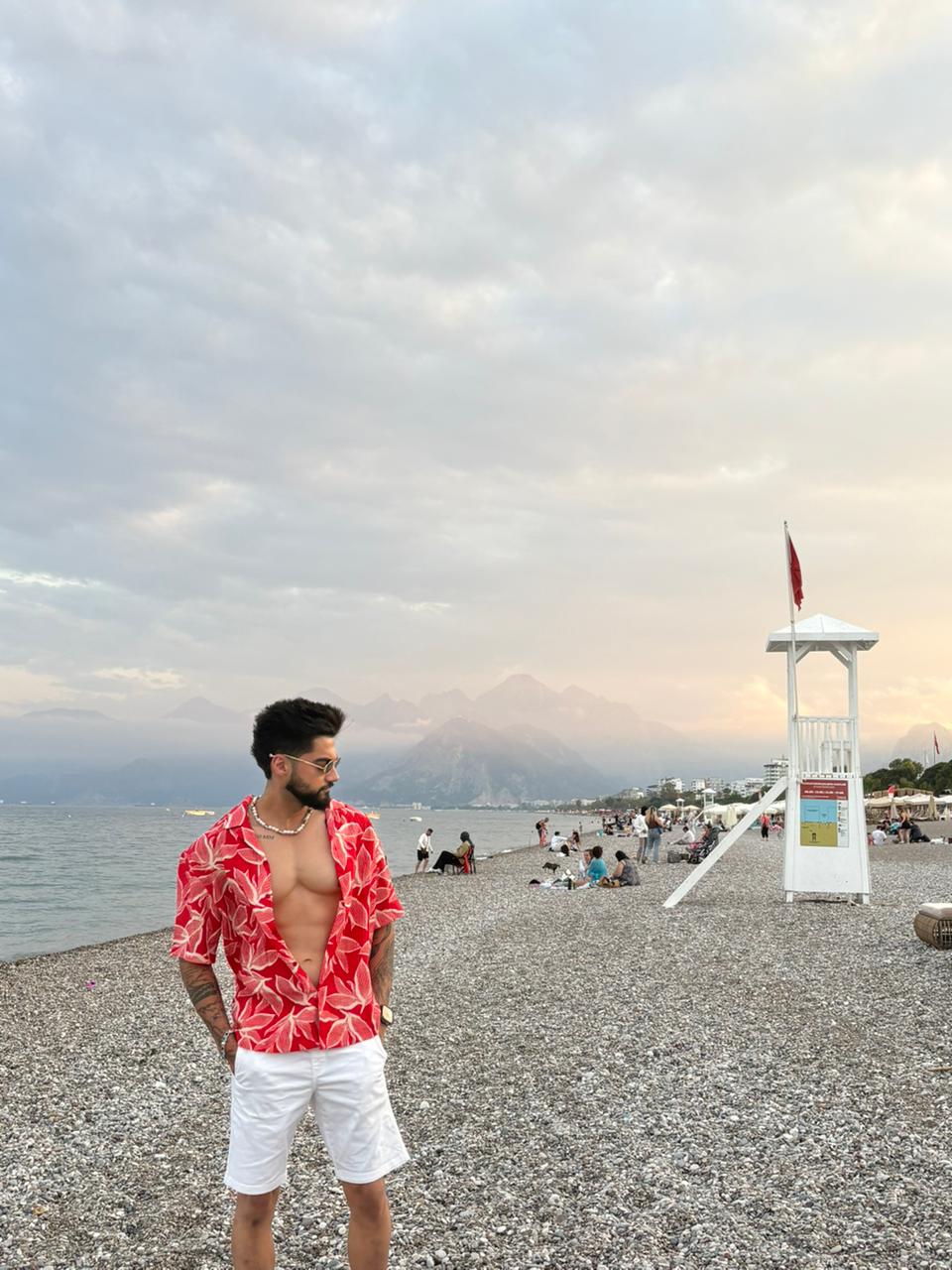 RATIK KAPOOR